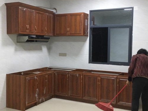 被父母伤了心，我还需要给他们养老吗_be